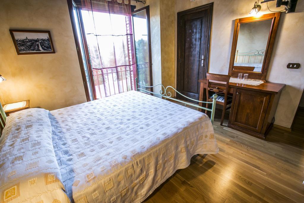 Agriturismo Col Morino Bed & Breakfast Pineto Bilik gambar
